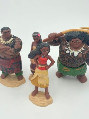 Disney Moana Figurine Set – Moana, Maui, Chief Tui & Sina – Good Condition